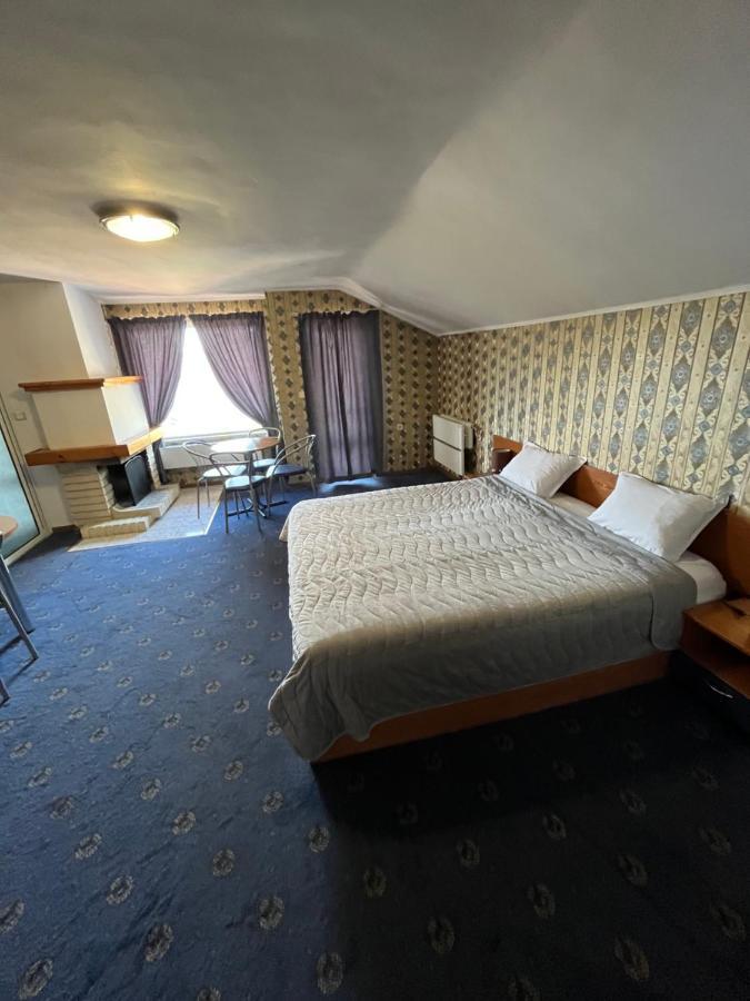 Хотел Панорама Доспат Extérieur photo
